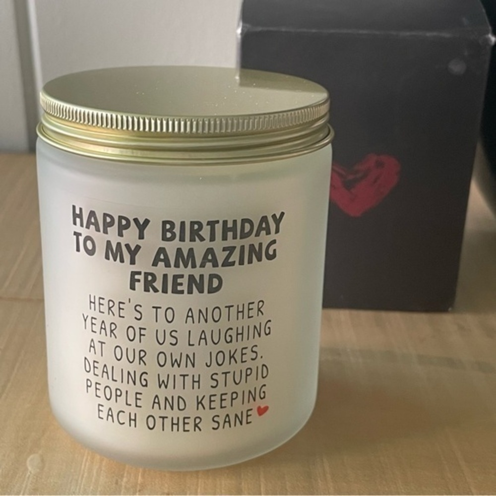 $10 SALE Happy Birthday Friend Candle Lavender Scented NIB Funny Humor Gift - Picture 1 of 12